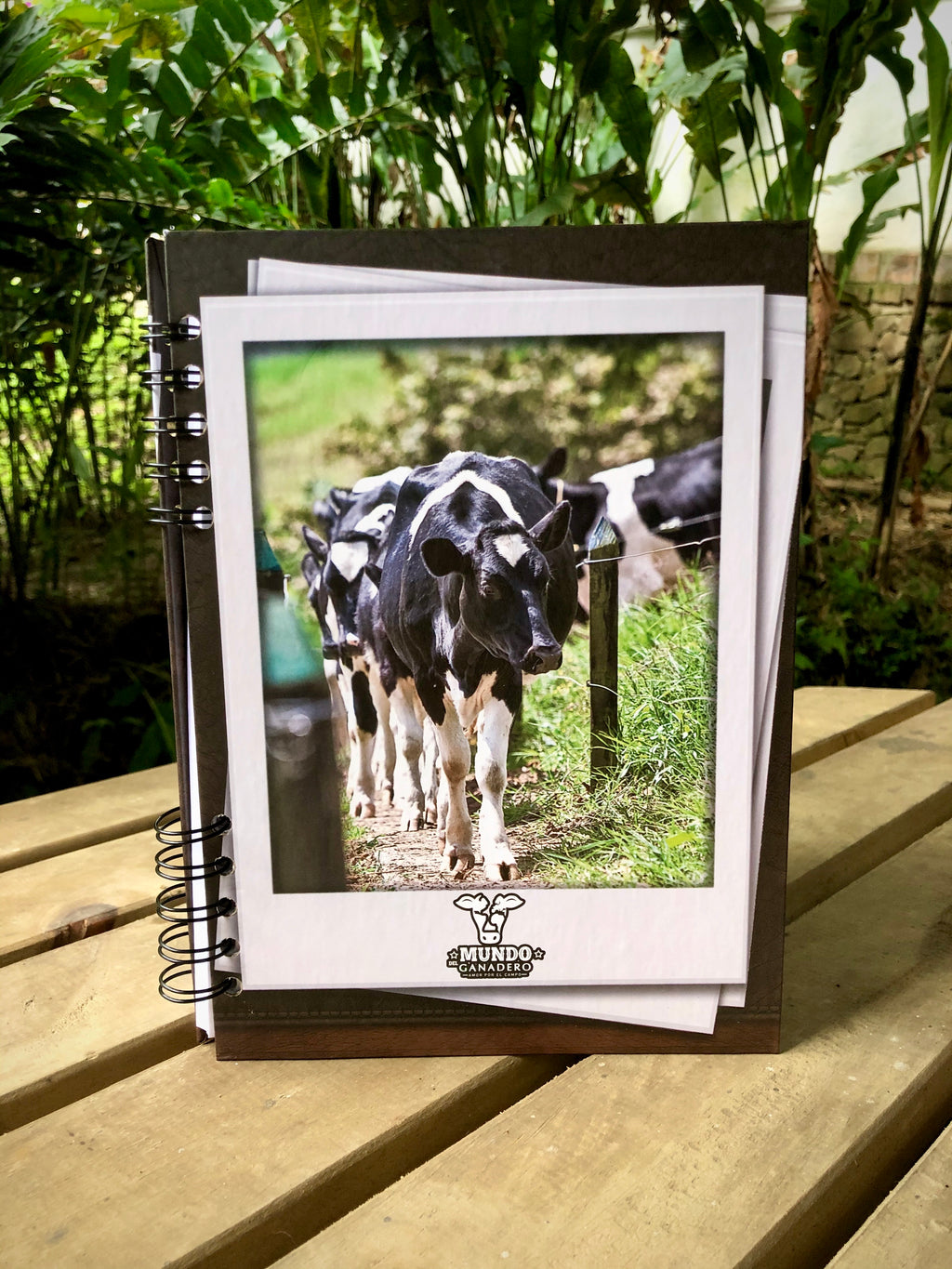 Cuaderno Holstein 🐄 ( cuadriculado o rayado)