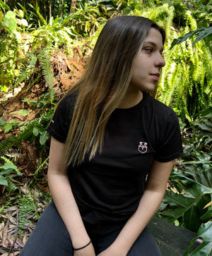 Camiseta Cerdito Bolsillo Negra 1004